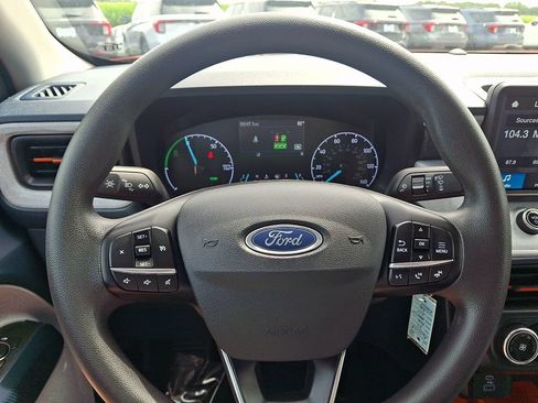 Used 2023 Ford Maverick XLT FWD image 18