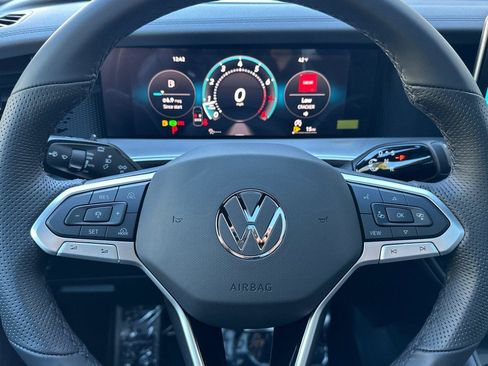 New 2026 Volkswagen Tiguan SE R-Line image 22