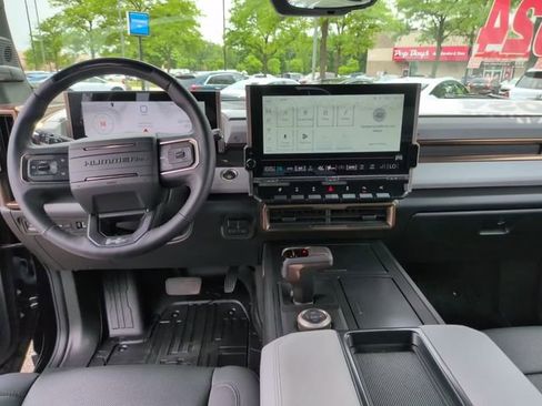 Certified 2024 GMC Hummer EV 2X w/ Extreme Off-Road Package AWD/4WD image 27