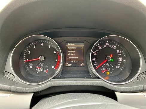 Used 2019 Volkswagen Passat 2.0T Wolfsburg w/ Wheels & Sunroof Package image 18