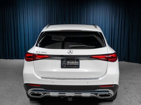 New 2026 Mercedes-Benz GLC 300 image 8