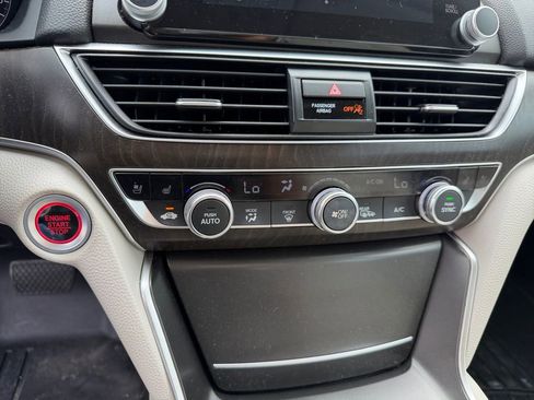 Used 2019 Honda Accord Touring image 21