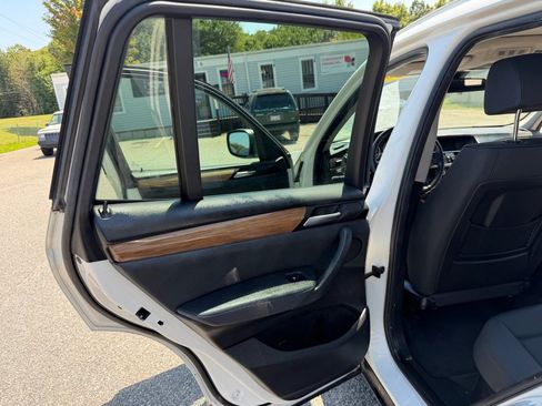 Used 2014 BMW X3 xDrive28i AWD/4WD image 23