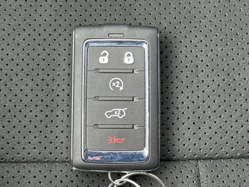 New 2026 Jeep Grand Cherokee Altitude AWD/4WD image 20