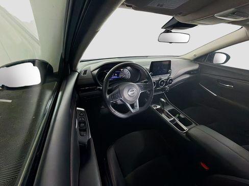 Used 2024 Nissan Sentra SR FWD image 18