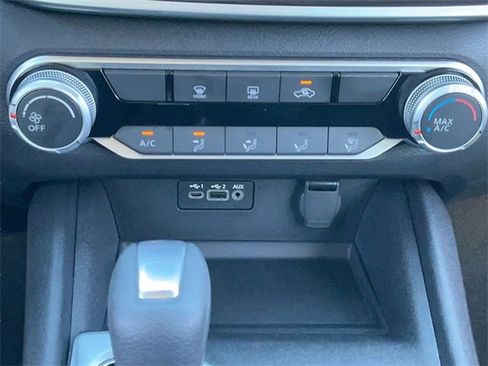 Used 2025 Nissan Altima 2.5 SV image 20