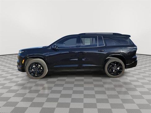 Used 2024 Chevrolet Traverse RS w/ LPO, Floor Liner Package image 5