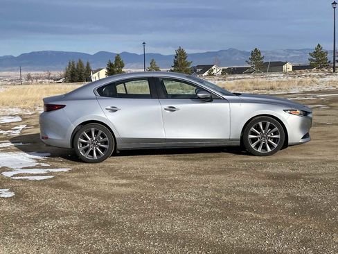 Used 2019 MAZDA MAZDA3 Sedan w/ Select Package image 18