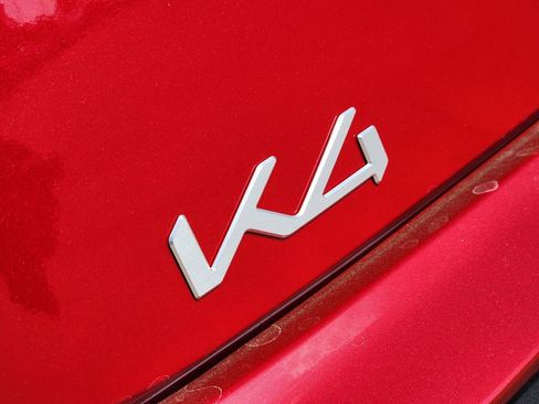 New 2026 Kia K4 EX image 8