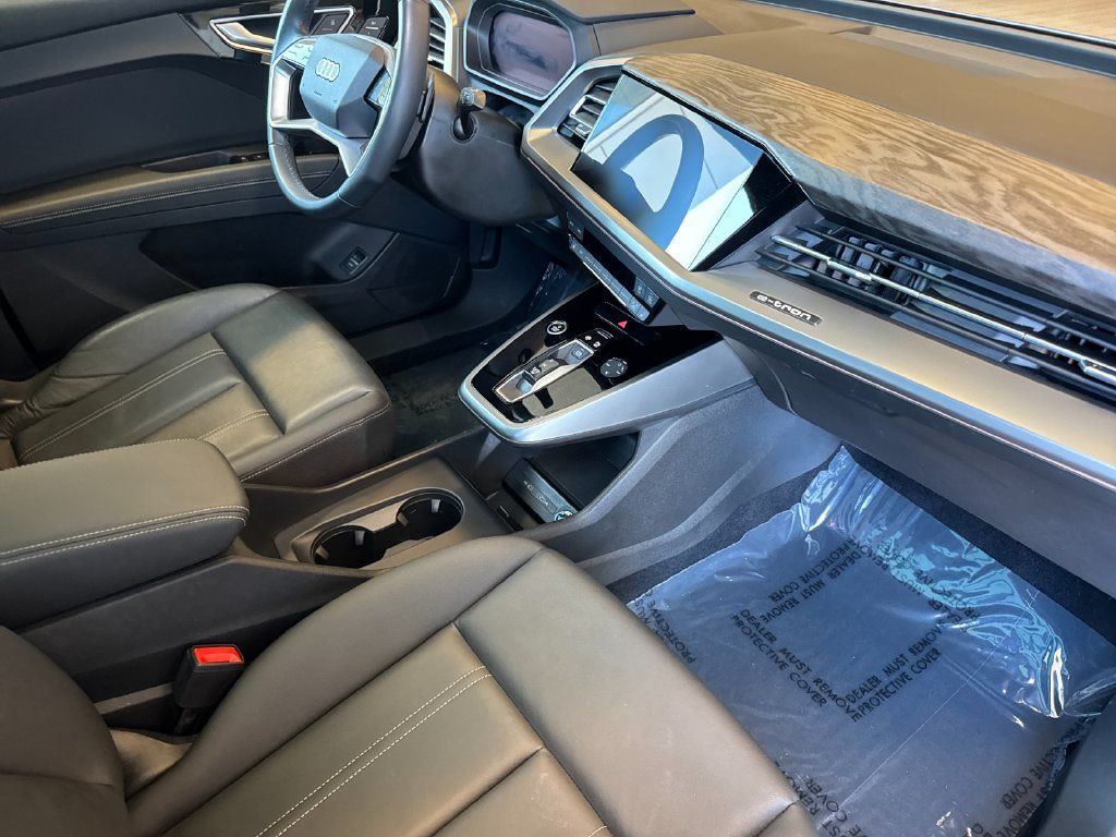 Used 2023 Audi Q4 e-tron Premium Plus w/ Premium Plus RWD image 19