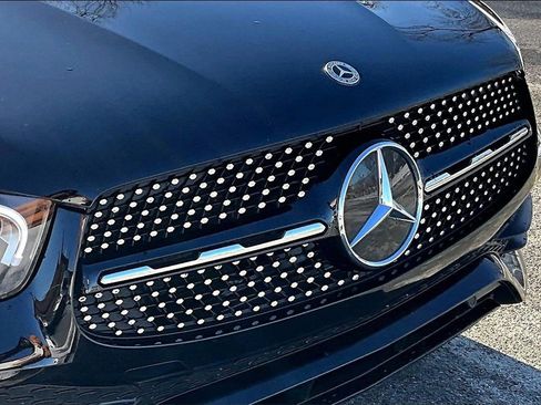 Used 2021 Mercedes-Benz GLC 300 4MATIC image 29