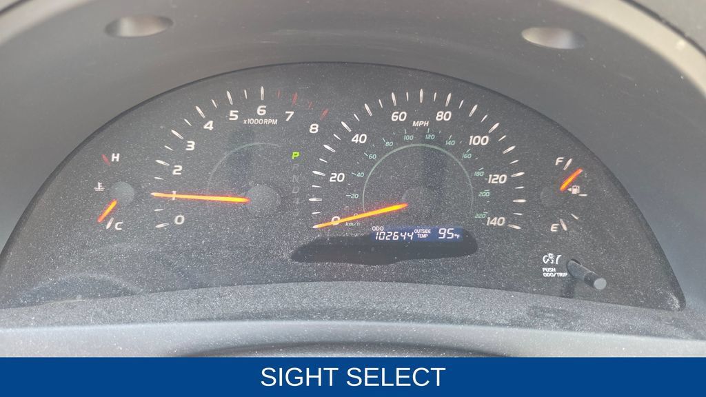 Used 2009 Toyota Camry LE FWD image 16