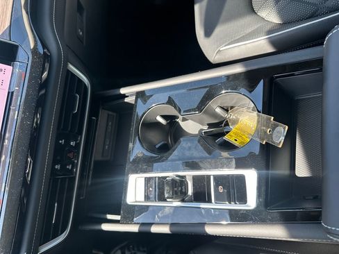 New 2026 Volkswagen Atlas SEL Premium R-Line AWD/4WD image 17