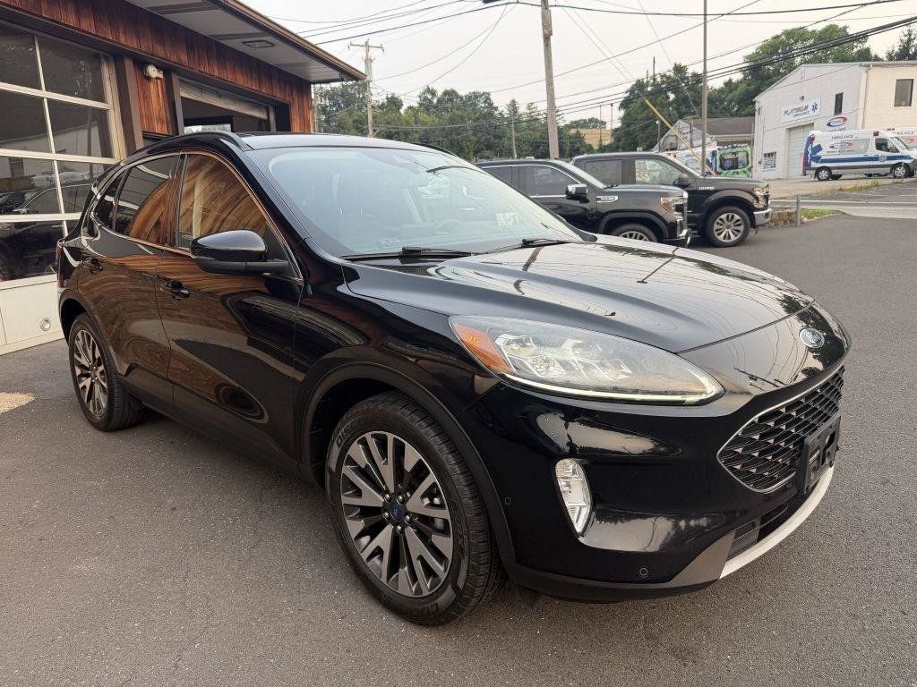Used 2020 Ford Escape Titanium AWD/4WD image 7