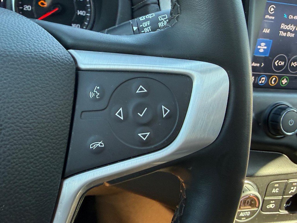 Used 2023 GMC Terrain SLT FWD image 19