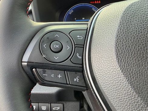 Used 2025 Toyota RAV4 XSE w/ Premium Package AWD/4WD image 25