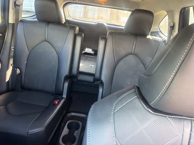 Used 2026 Toyota Highlander Platinum AWD/4WD image 7
