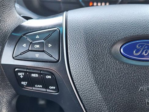 Used 2017 Ford Explorer Limited image 19