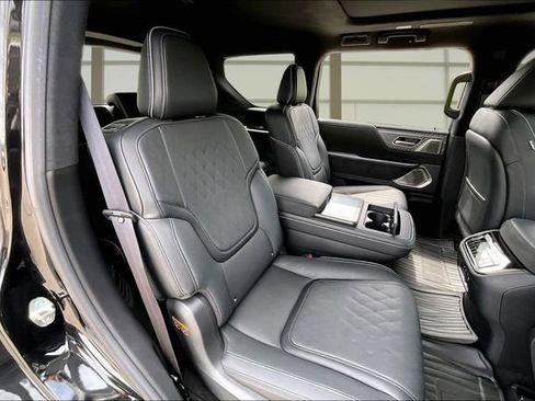 Certified 2026 INFINITI QX80 Autograph image 27