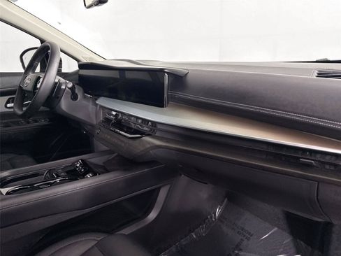 Used 2025 Nissan Murano SL AWD/4WD image 43