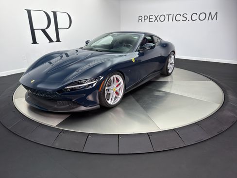 Used 2021 Ferrari Roma RWD image 1