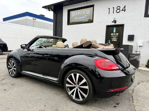 Used 2014 Volkswagen Beetle R-Line image 3
