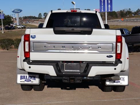 Used 2022 Ford F450 Limited w/ FX4 Off-Road Package image 4