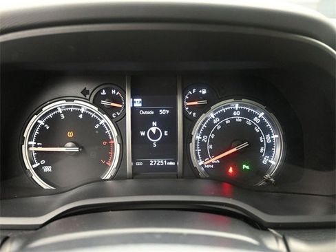 Used 2023 Toyota 4Runner Limited image 10