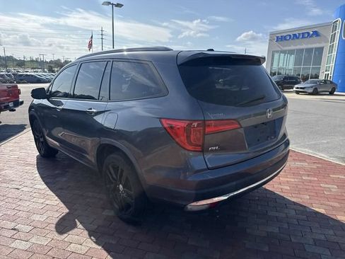 Used 2017 Honda Pilot Touring image 7