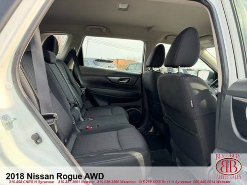 Used 2018 Nissan Rogue S AWD/4WD image 12