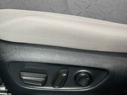 Used 2025 Toyota RAV4 XLE w/ Convenience Package FWD image 15