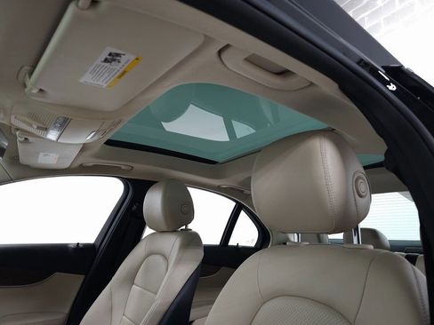 Used 2020 Mercedes-Benz C 300 4MATIC Sedan image 17