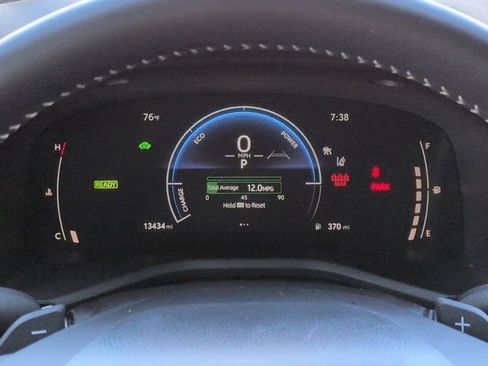 Used 2025 Toyota Camry SE FWD image 23