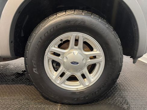 Used 2002 Ford Explorer XLS AWD/4WD image 24