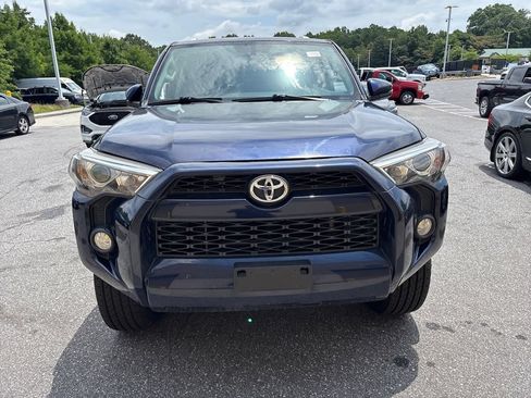 Used 2017 Toyota 4Runner SR5 Premium AWD/4WD image 8