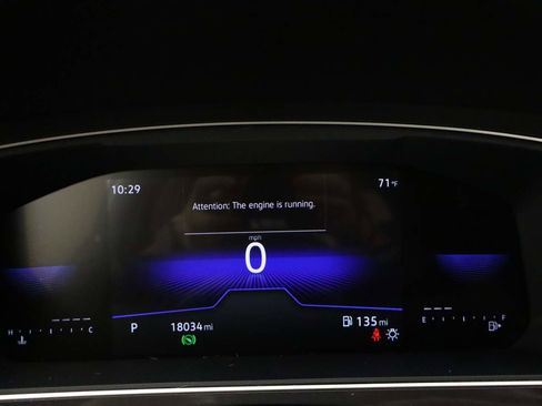 Used 2023 Volkswagen Tiguan SE image 7