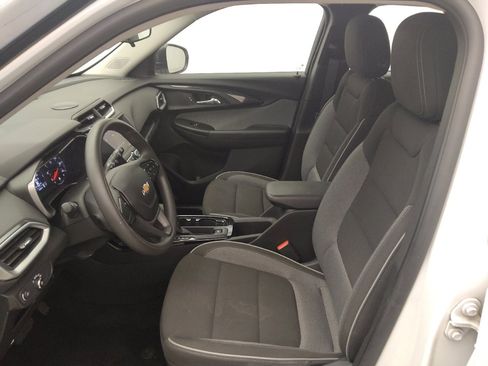 Used 2023 Chevrolet TrailBlazer LS image 17