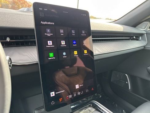 Used 2025 Polestar Polestar 3 image 23