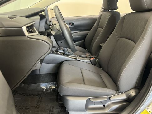 Used 2024 Toyota Corolla LE FWD image 12