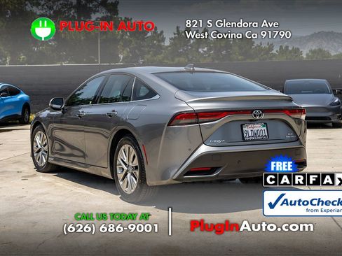 Used 2023 Toyota Mirai w/ Advanced Technology Package RWD image 2