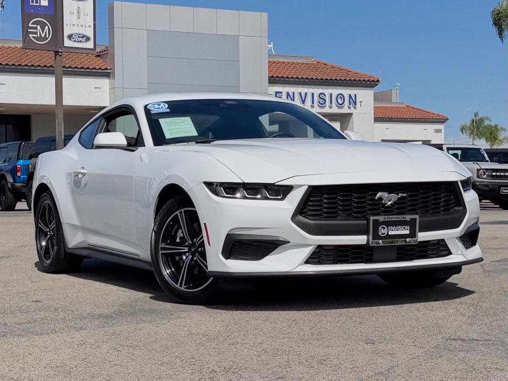 Certified 2025 Ford Mustang Coupe RWD image 2