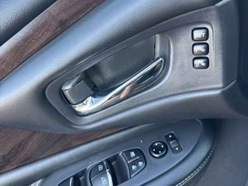 Certified 2020 Nissan Murano Platinum w/ Cargo Package image 37