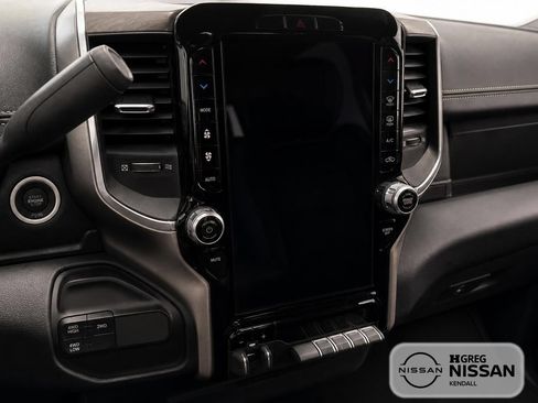 Used 2024 RAM 2500 Laramie AWD/4WD image 9