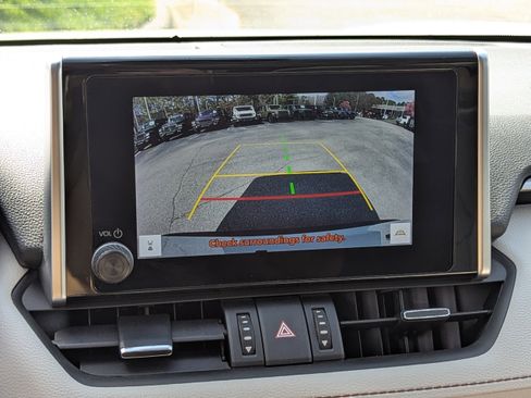 Used 2023 Toyota RAV4 XLE Premium image 23