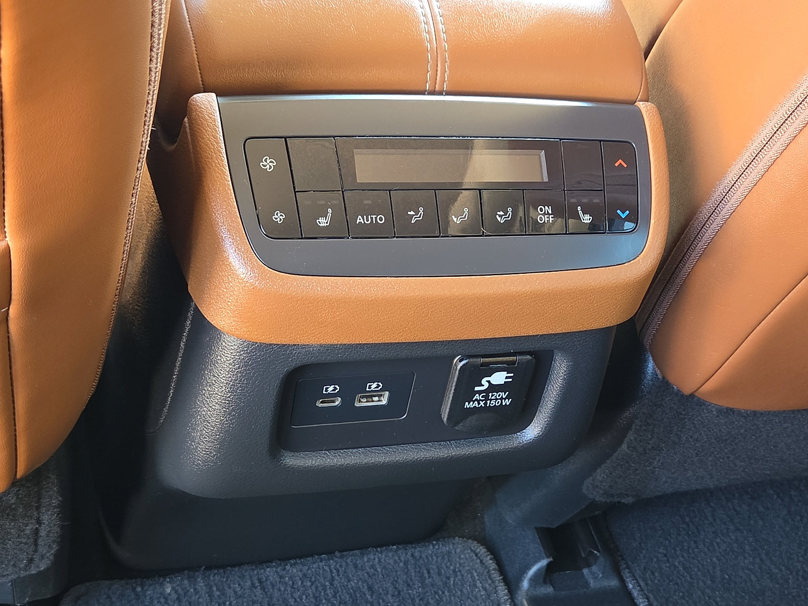 Used 2024 Nissan Pathfinder Platinum w/ Cargo Package FWD image 12
