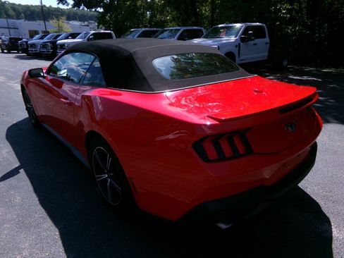 Used 2024 Ford Mustang Premium RWD image 8