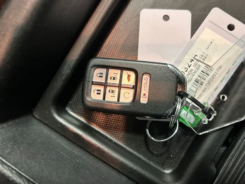 Used 2024 Honda Odyssey Sport image 20