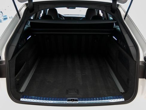 Used 2025 Audi RS 6 performance image 86