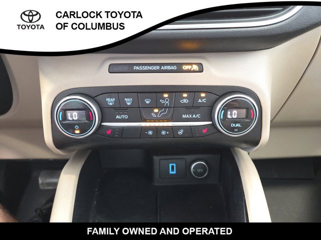 Used 2020 Ford Escape Titanium AWD/4WD image 27