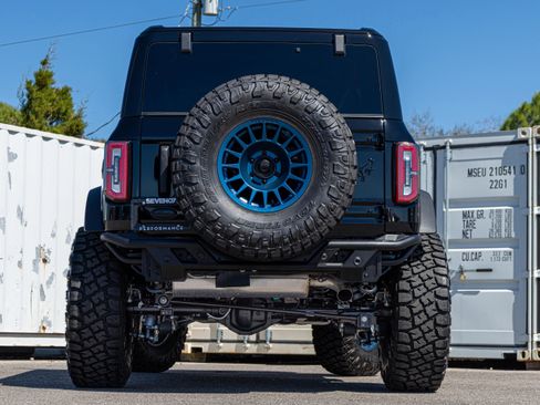 New 2025 Ford Bronco Badlands image 5